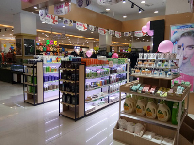 小資生活加盟致富不用愁？理性看待化妝品零售店的盈利前景